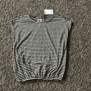 New with tags- Green Envelope Los Angeles Women’s XS striped cap sleeve top